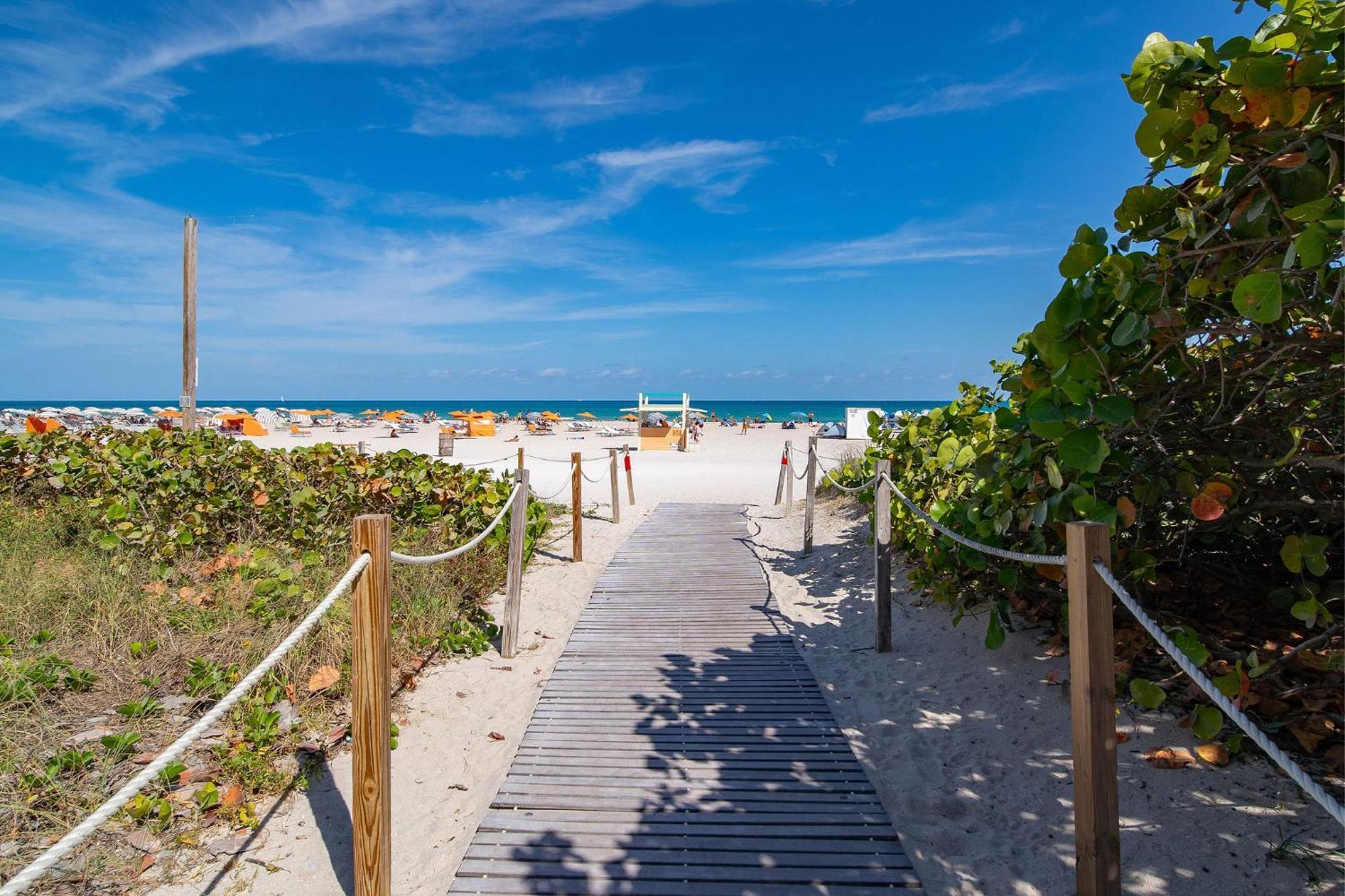 מיאמי ביץ' Beachfront 1 Bedroom With 2 Queen Beds On Ocean Drive מראה חיצוני תמונה